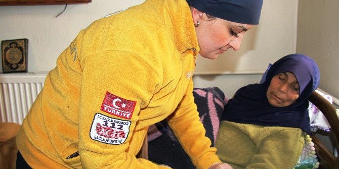 Suriyeli Aileler Sağlık Taramasından Geçiriliyor