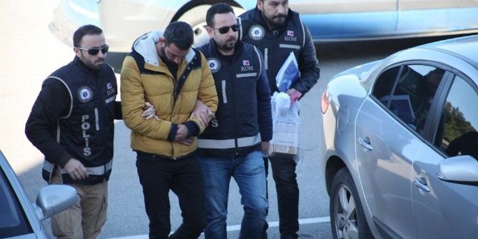 Motosikletli Torbacı Tutuklandı