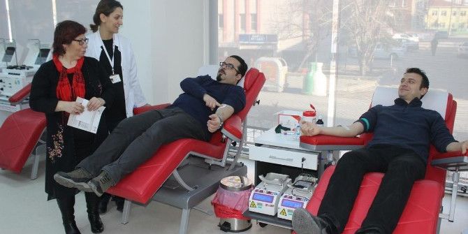 Kızılay Kan Bağış Merkezi Yenilenen Yerinde Bağışçılarını Bekliyor