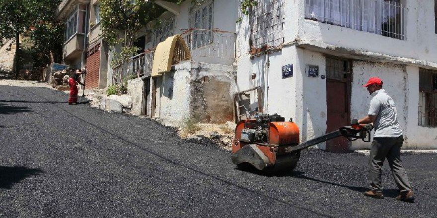 Bayraklı’da Asfaltlama Seferberliği