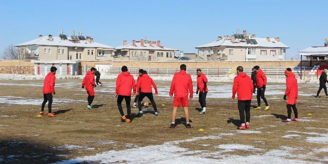 Nevşehirspor, Aksarayspor Maçına Hazırlanıyor