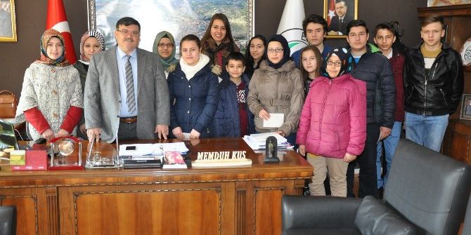 Erkmen Belediyesi’nin Eğitim Yardımı Devam Ediyor