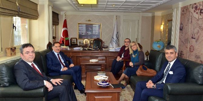 Kamu Başdenetçisi Malkoç: “İnsanlığın Huzura, Demokrasiye, İnsan Haklarına Ve Barışa İhtiyacı Var”