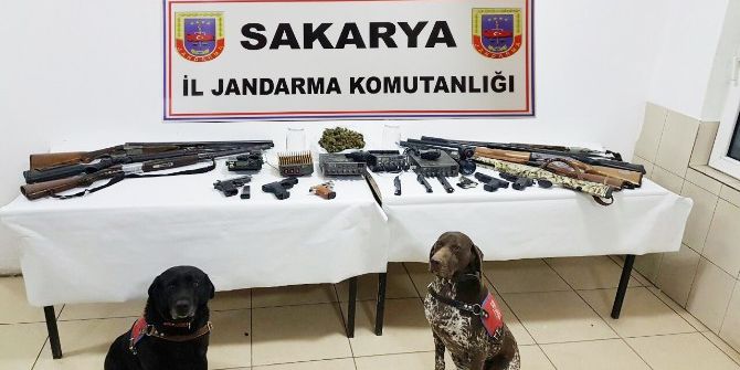 Sakarya’da Silah Kaçakçılarına Operasyon
