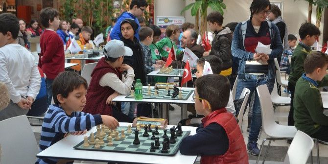 Lüleburgaz’da Satranç Şenliği