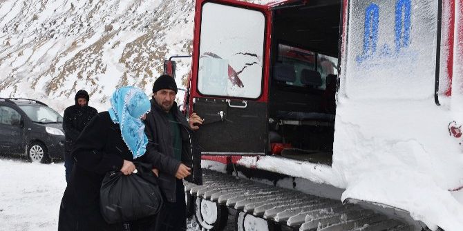 Erzurum’da Kar Ve Tipi Hayatı Adeta Felç Etti