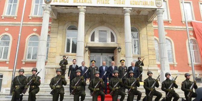 Edirne Valiliğinden ‘Tören Mangası İle Fotoğraf’ Açıklaması