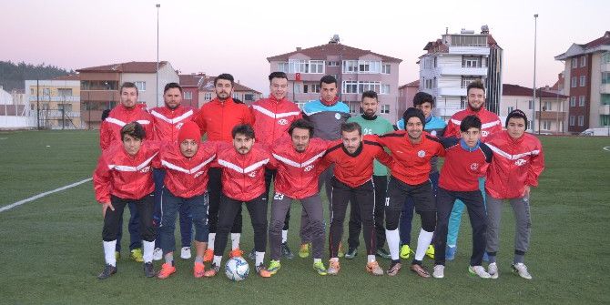 Bilecikspor Hafta Sonu Oynayacağı Maçın Hazırlıklarını Sürdürüyor