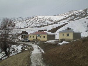 Hakkari Akpınar Köyü