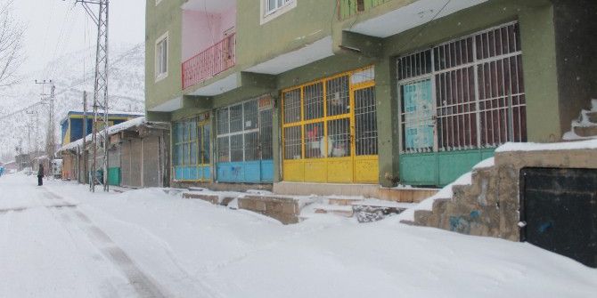 Beytüşşebap Esnafına Kar Molası