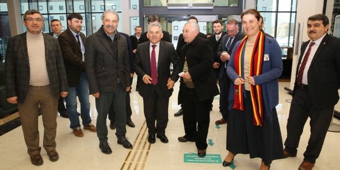 Kayserispor Başkanı Erol Bedir, Melikgazi Belediyesi İletişim Merkezi’nde
