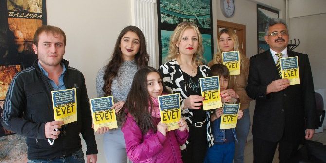 Tokat’ta Vatandaşlardan ‘Evet’ Kampanyası