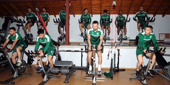 Bursaspor, Kondisyon Salonunda Çalıştı