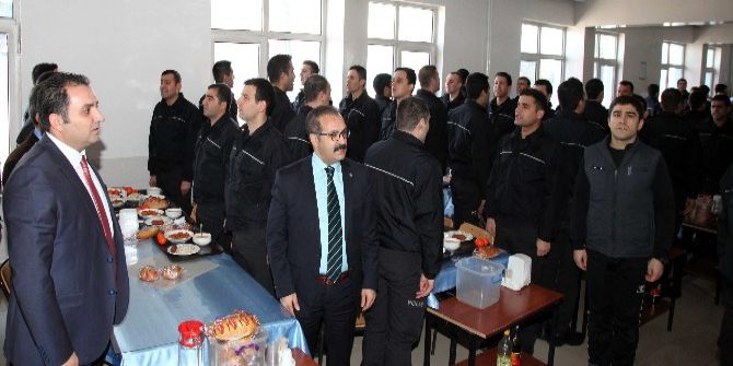 Rektör Gür’den Polis Adaylarına Çağrı