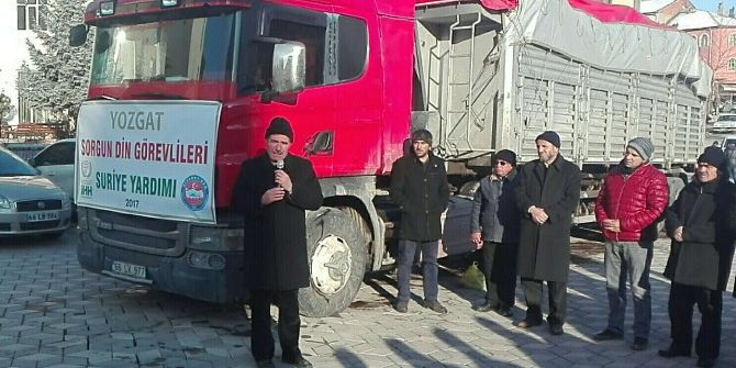 Halep’ten Tahliye Edilen Suriyelilere Yardımlar Sürüyor