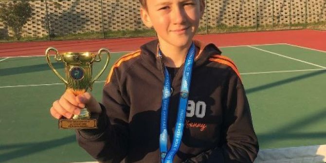 Osmangazili Engelli Tenisçiden Büyük Başarı