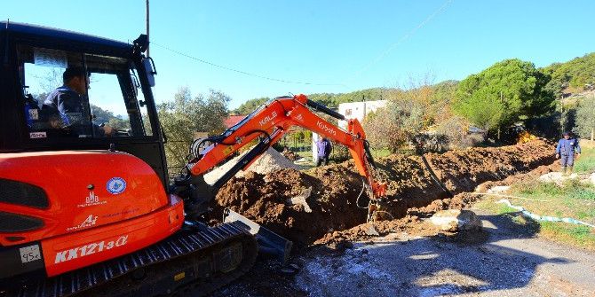 Marmaris’te Mahallelerin İçme Suyu Hattı Yenileniyor