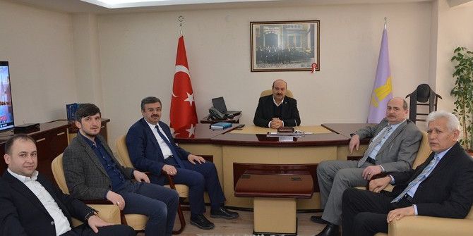 Ak Parti Heyetinden Başkan Konak’a Ziyaret