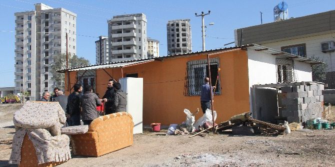 Naylon Çadırdan Sıcak Yuvaya