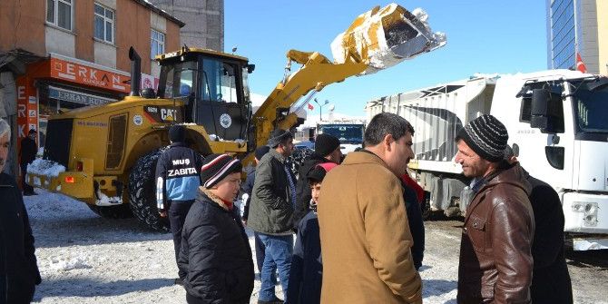 Muş’ta Karla Mücadele Çalışması