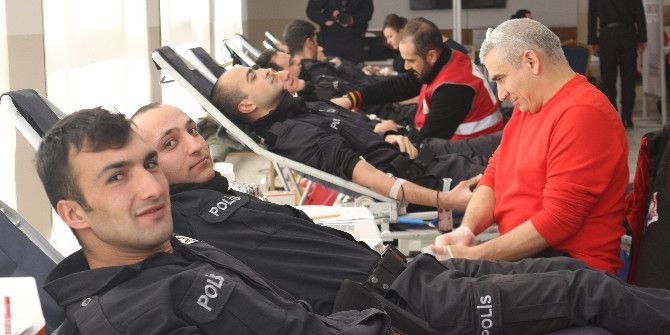 Karaman’da Polis Adayları Kan Bağışında Bulundu