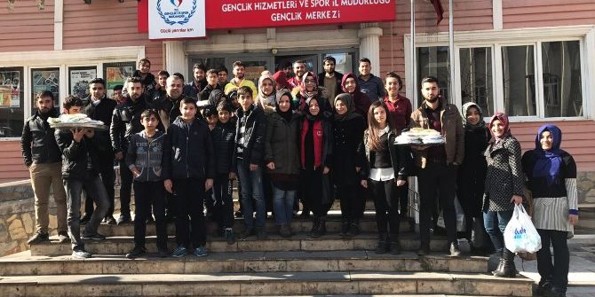 Gençler Gazilerle Buluştu