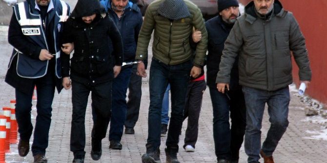 İnşaat İşçisine 2 Gün İşkence Yapıp Gasp Eden 4 Kişi Yakalandı