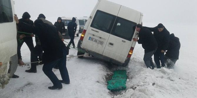 Referandum Çalışmaları Kar Engeli Dinlemedi