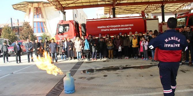 Koruma Altındaki Çocuklara Ve Personele Yangın Eğitimi