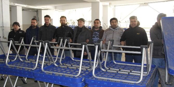 Kuşadası’nda Tekstil Pazarı Esnafından Tepki