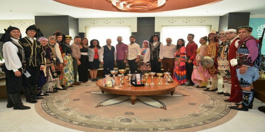 Nilüferli Folklorcular Kktc’den Ödülle Döndü