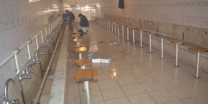 1 Tl’ye Kızan Başkan Tuvaletleri Ücretsiz Yaptı