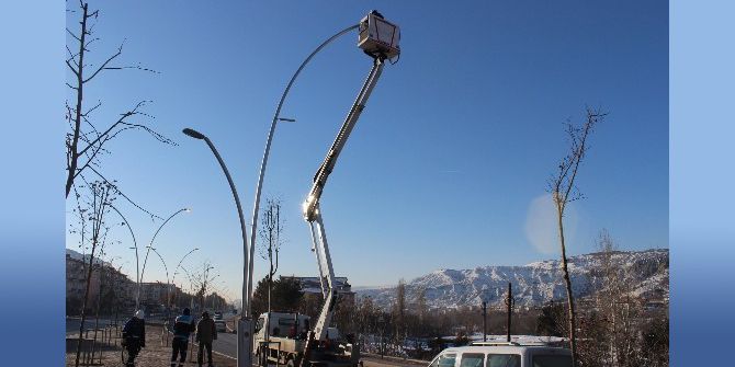 Çankırı’da Aydınlatma Direkleri Bakıma Alındı