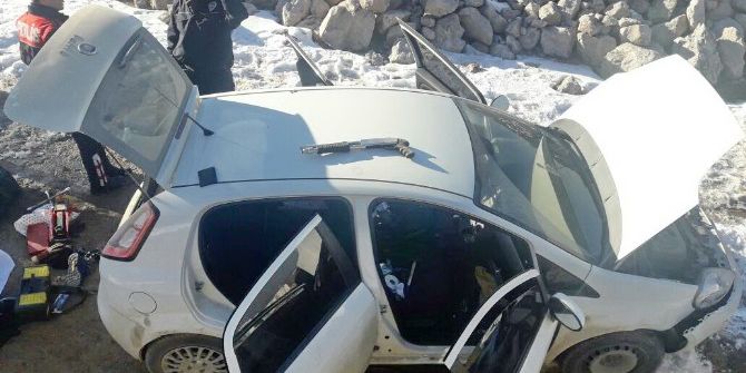 Uyuşturucu Paketlerken Fark Edildiler