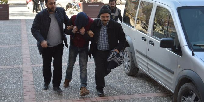 Silahlı Market Soyguncusu Ve Gözcüsü Tutuklandı