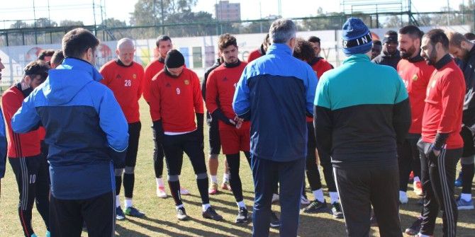 Ravcı: “Bir Yarış İçerisinde Olduğumuzu Denizli Maçını Kazanarak Göstereceğiz”