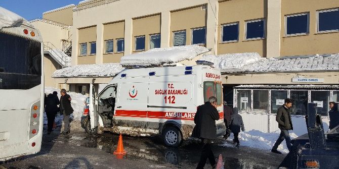 Muş’ta Bıçaklı Ve Silahlı Kavga: 7 Yaralı