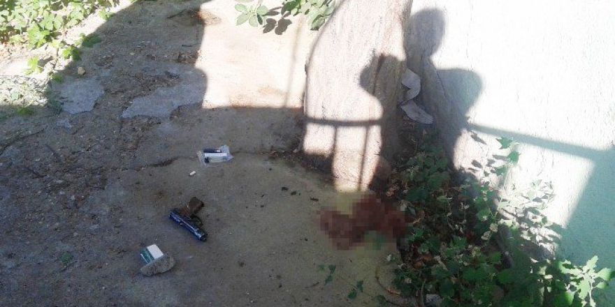 25 Yaşındaki Genç, İntihara Kalkıştı