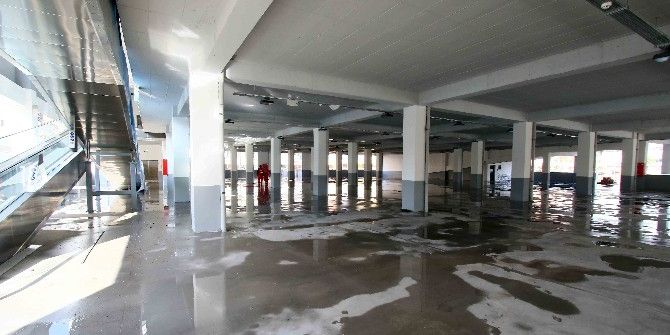 Bayraklı’daki Dev Pazar Yeri Projesi Tamamlandı