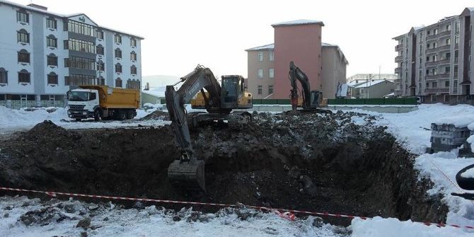 Eksi 30 Derecede Okul İnşaatının Temelini Attılar