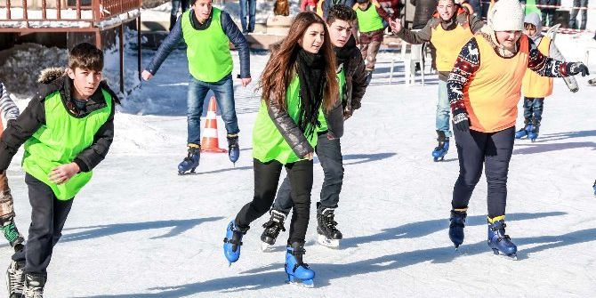 Büyükşehir’den Buz Pateni Eğitimi
