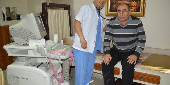 Kalbi Sağda Olan Hastaya Başarılı Operasyon