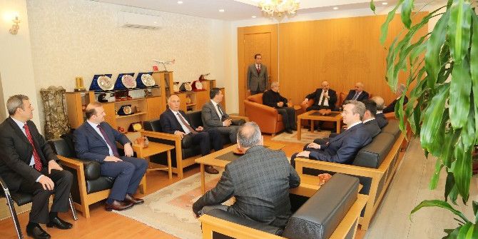 Müsteşar Ahmet Erdem’den Vali Kamçı’ya Ziyaret