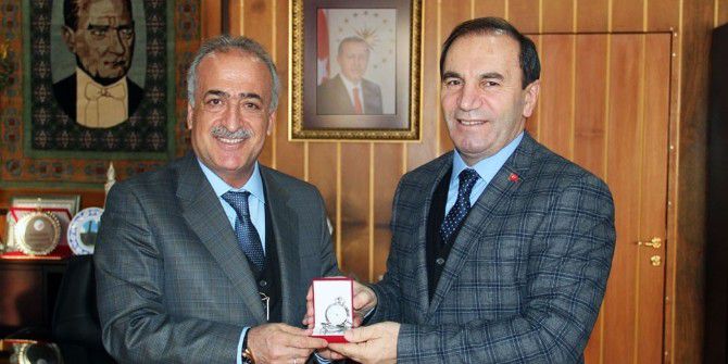 Amasya Valisi Salih Işık, Rektör Çomaklı’yı Ziyaret Etti