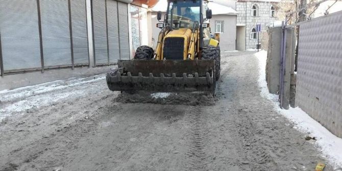 Diyadin’de Karla Mücadele Çalışması