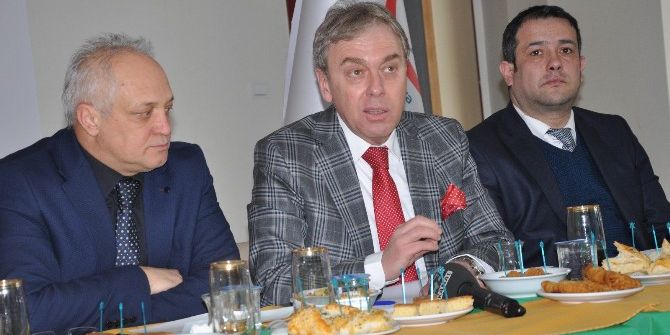 Vural Kavuncu: Acil Servisleri Poliklinik Değildir