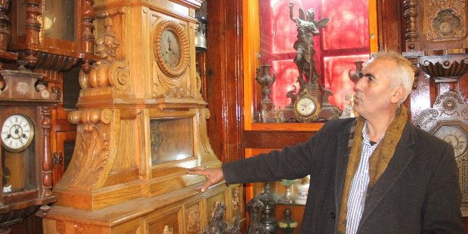 Antika Saatlere Yoğun İlgi