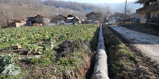 Altındere’de Alt Yapı Çalışmaları Devam Ediyor