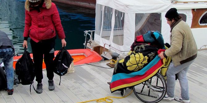 Kedisiyle Umuda Yolculuğa Çıktı