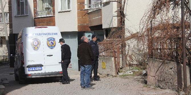 10 Yaşındaki Çocuk 5. Kattan Düşerek Ağır Yaralandı